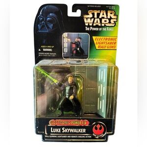 Star Wars Electronic Power FX Luke Skywalker with Green Lightsaber
